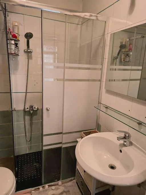 Dependance In Private Garden Id29923 Apartment Rome Italy